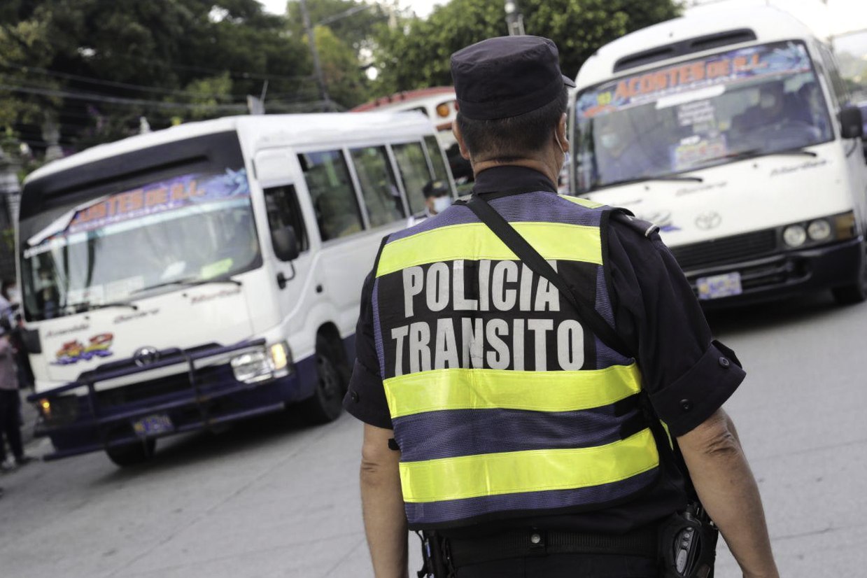 PNC verifica el cumplimiento de las medidas de bioseguridad en el transporte público pnc-verifica-el-cumplimiento-de-las-medidas-de-bioseguridad-en-el-transporte-publico
